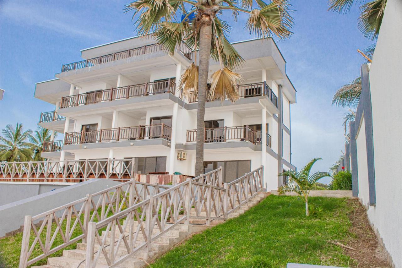 Majula Boutique Hotel Serrekunda Exteriér fotografie