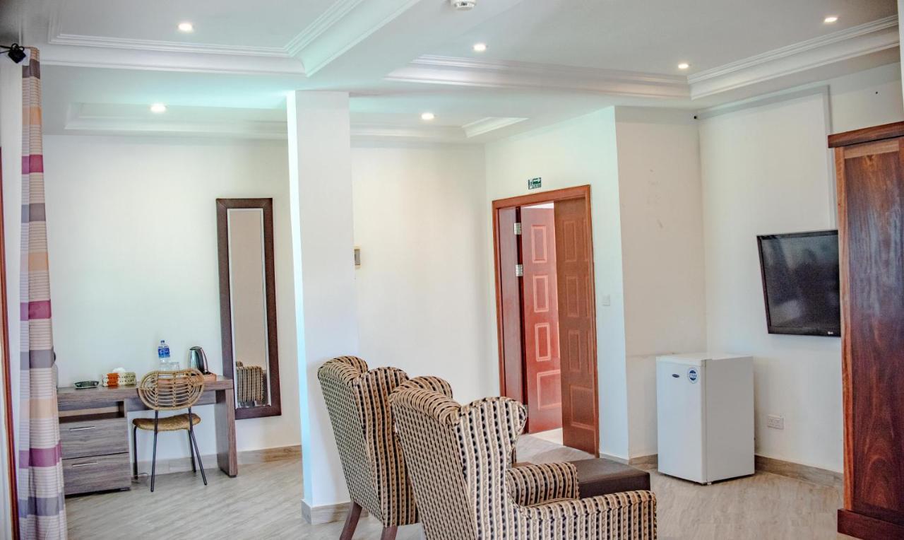 Majula Boutique Hotel Serrekunda Exteriér fotografie