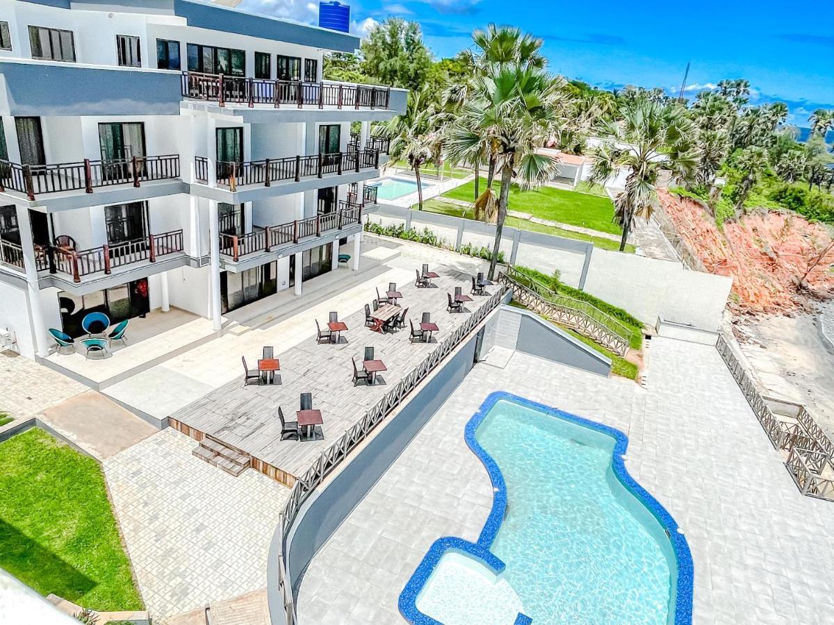 Majula Boutique Hotel Serrekunda Exteriér fotografie