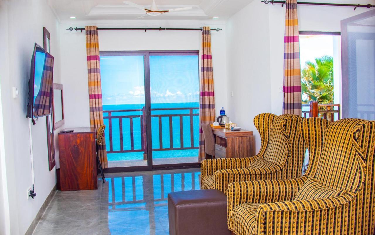 Majula Boutique Hotel Serrekunda Exteriér fotografie